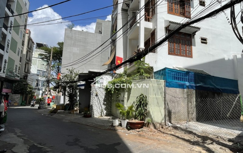 Bán Nhà  Cộng Hòa , P.13, Q. Tân Bình, HCM, 77m2,  10.5 tỷ